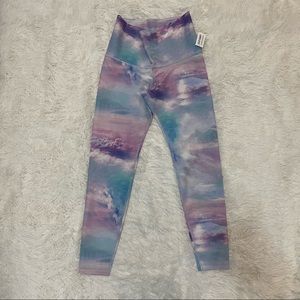 Brand new Old Navy high rise Powersoft leggings